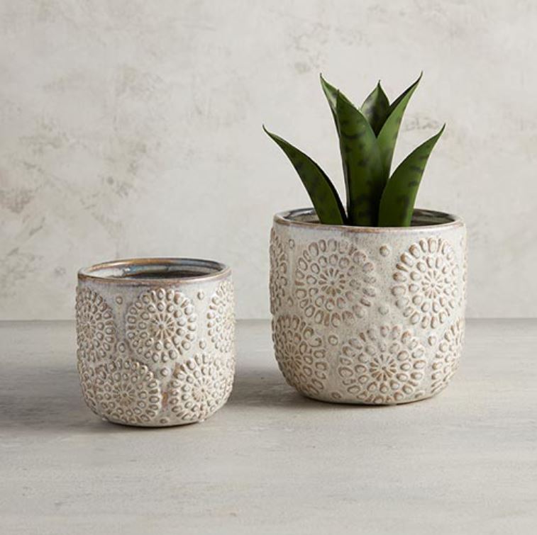 Flower Embossed Pot