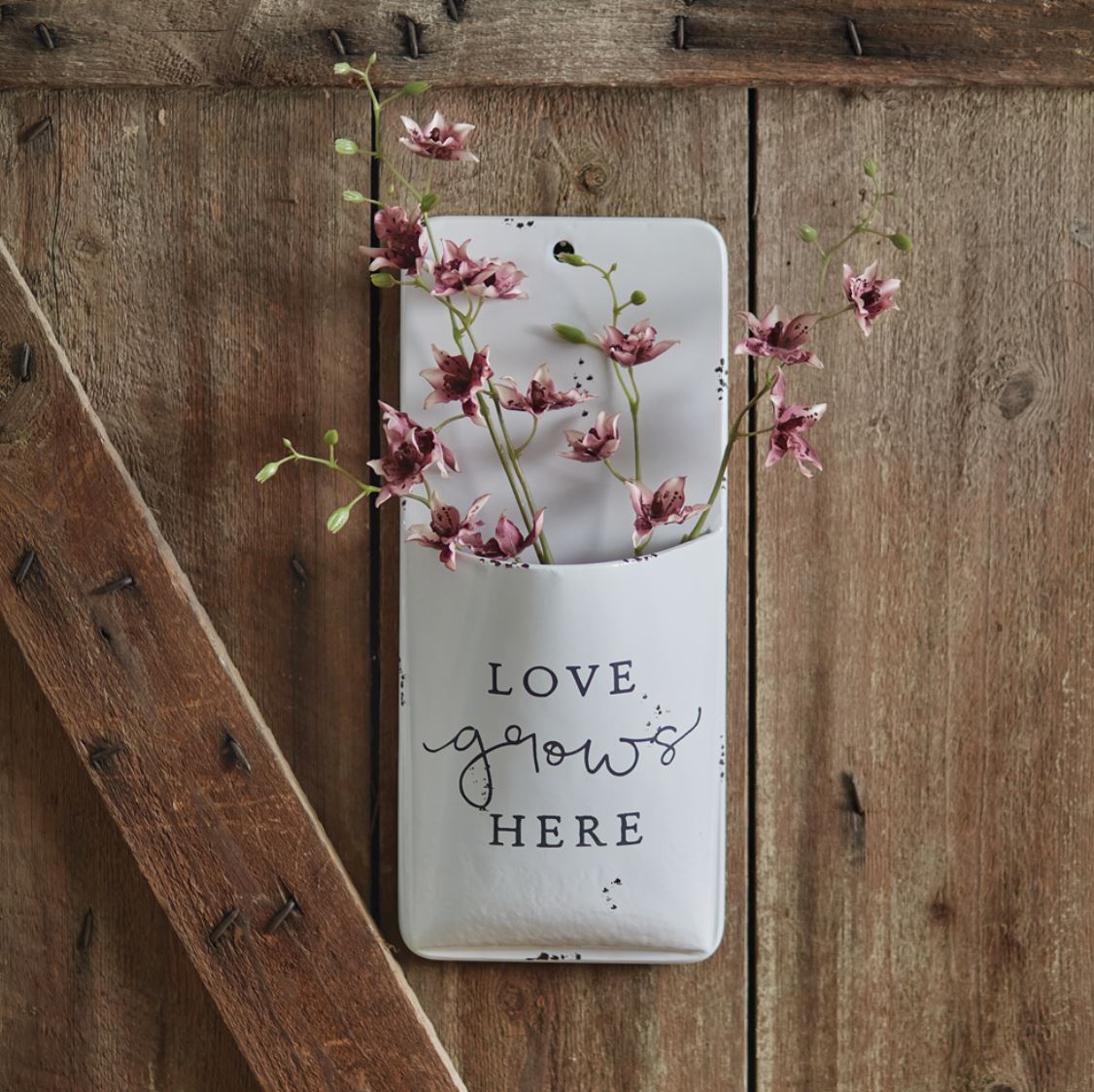 Love Grows Here Wall Pocket