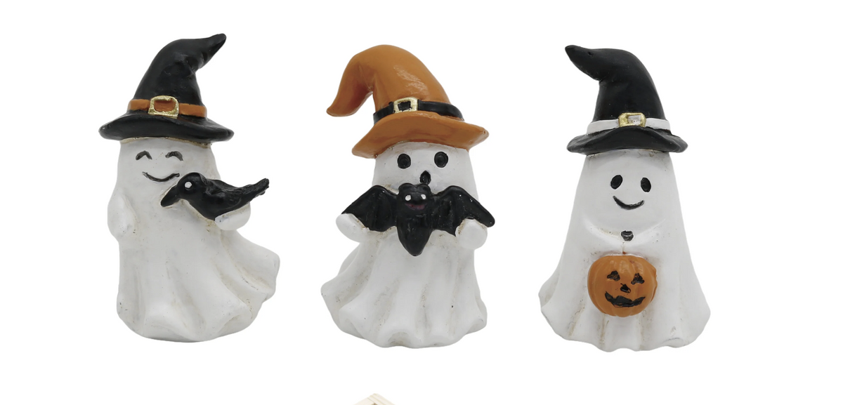 Mini Ghosts in Hats