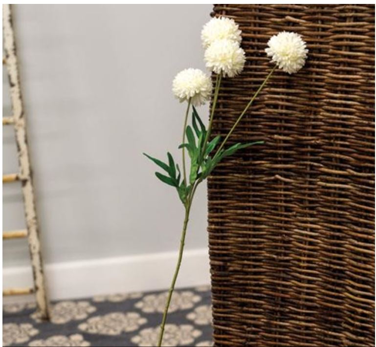 Pompom Spray - White