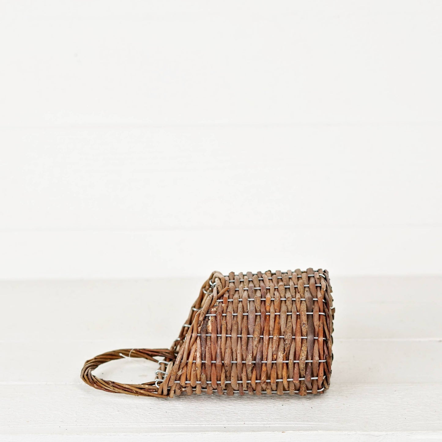 Hanging Willow Basket-Brown