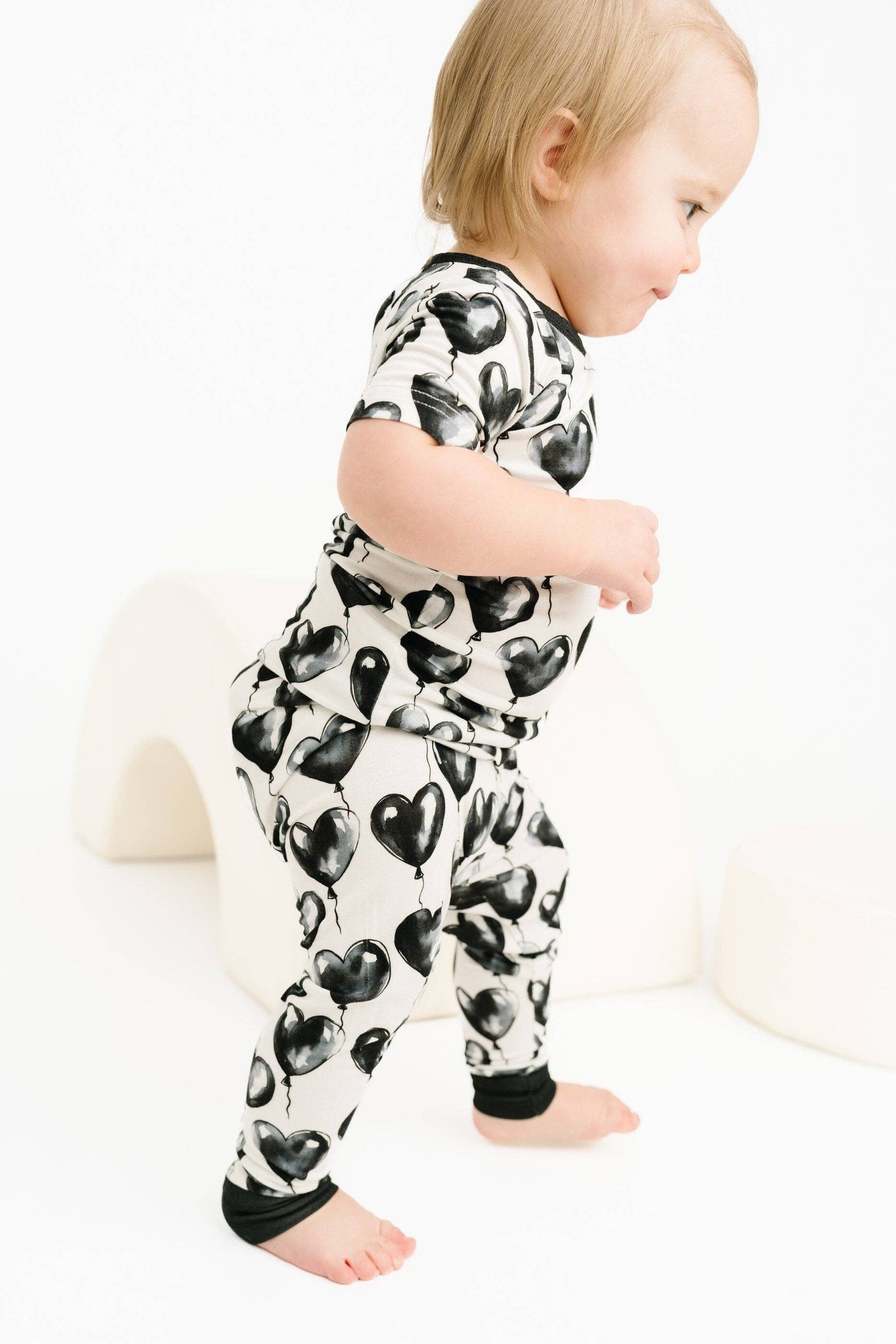 Black Heart Balloons Short Sleeve Bamboo Set