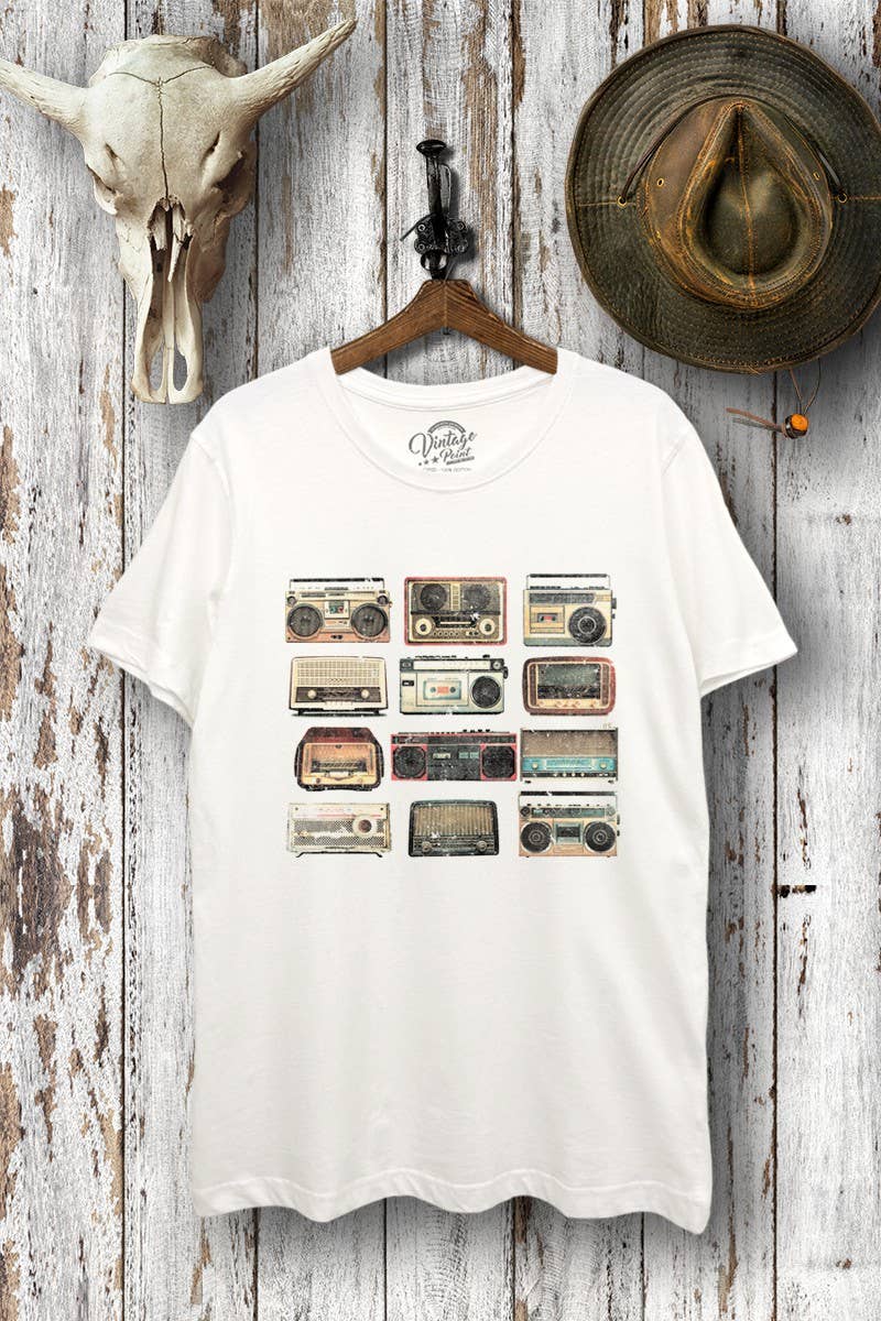 Vintage Radios & Boombox Tee