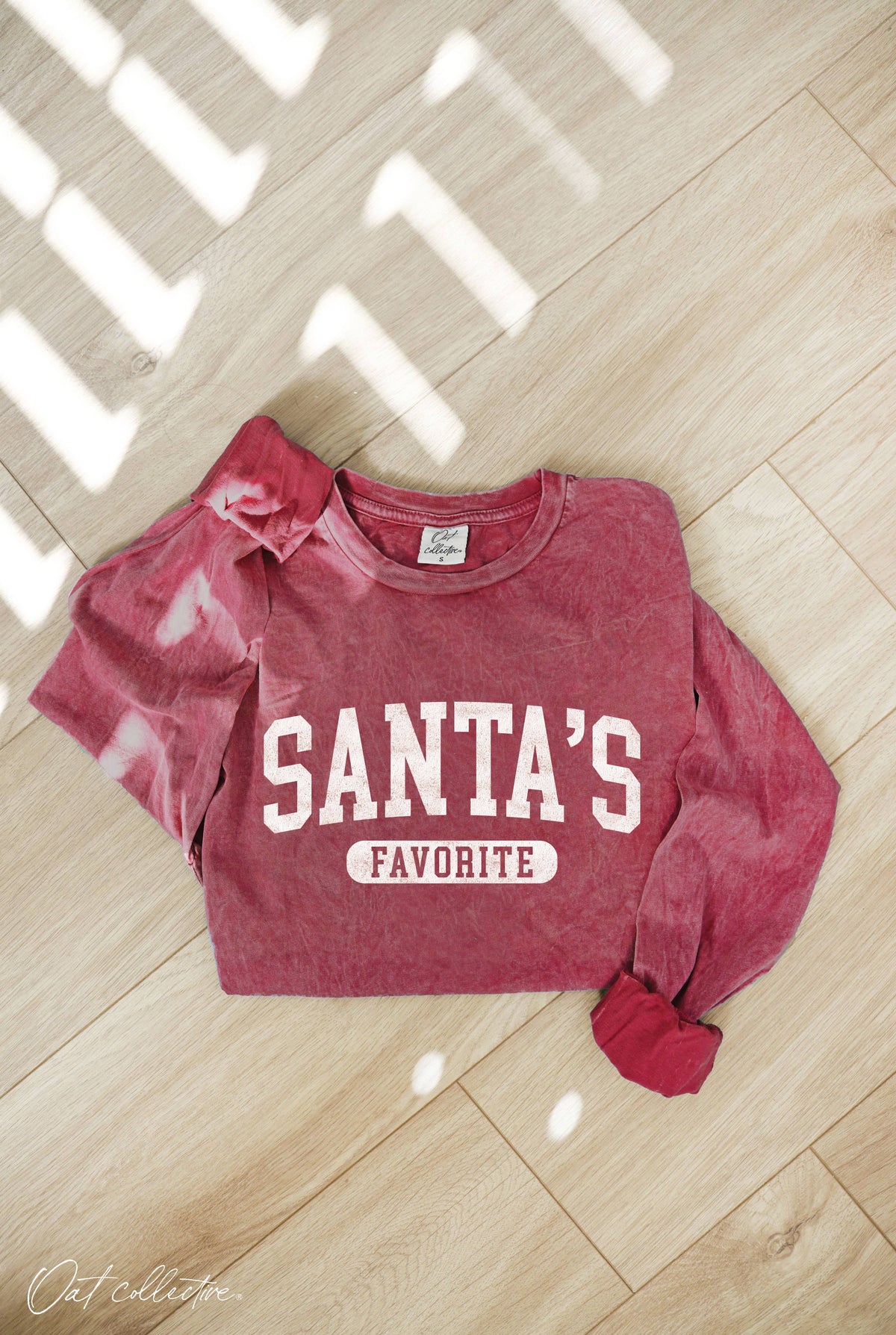 SANTA'S FAVORITE Mineral Washed Long Sleeve Graphic Top