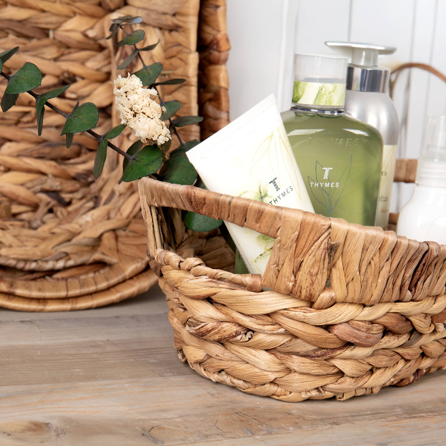 Natural Hyacinth Tub w/Wire Frame