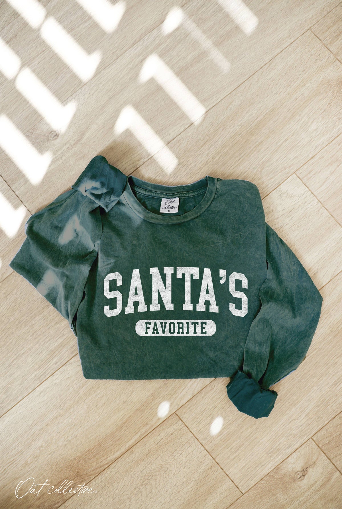 SANTA'S FAVORITE Mineral Washed Long Sleeve Graphic Top