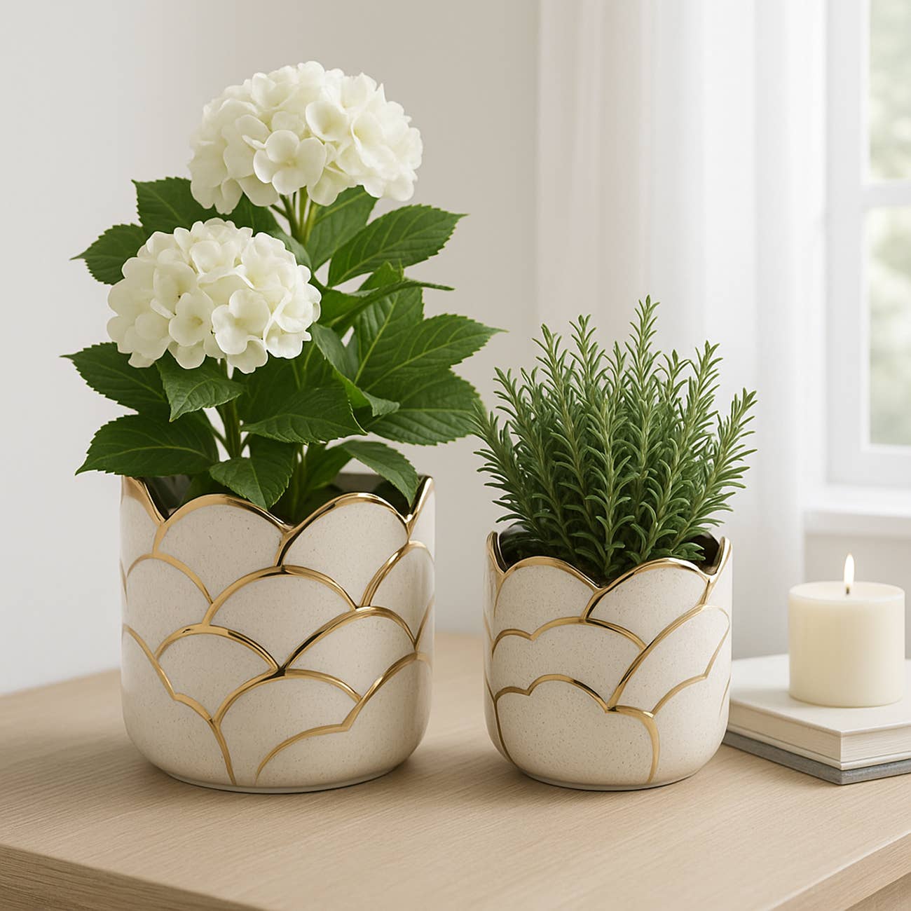 Ivory/Gold Clouds Planter