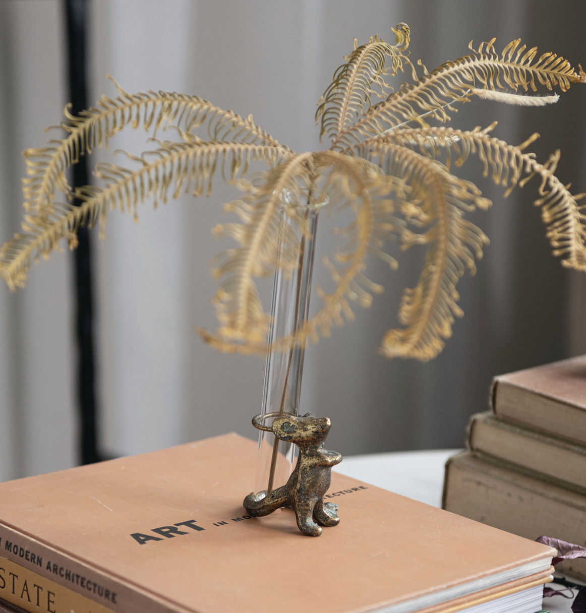 Metal Mouse Holding Test Tube Vase