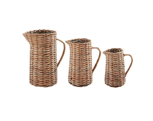 Willow Pitchers