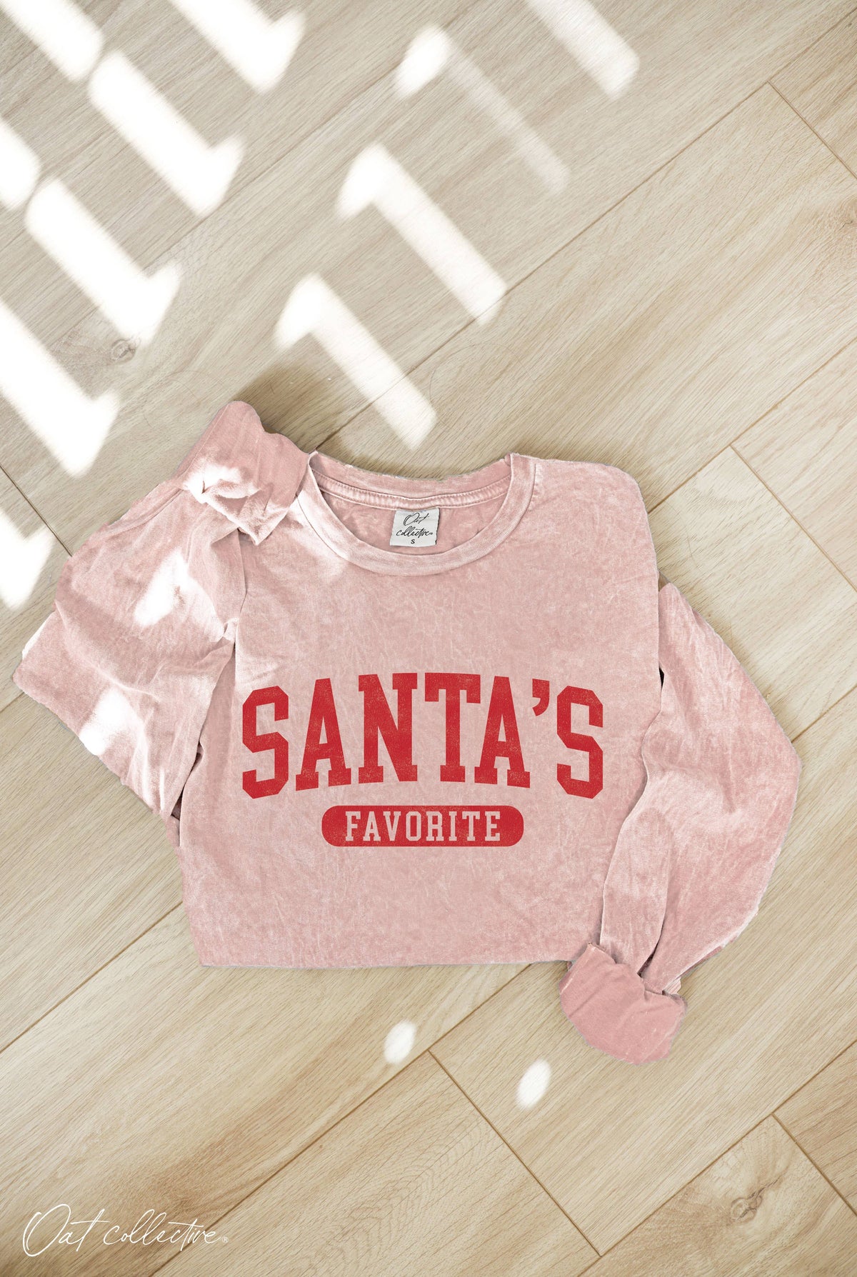 SANTA'S FAVORITE Mineral Washed Long Sleeve Graphic Top