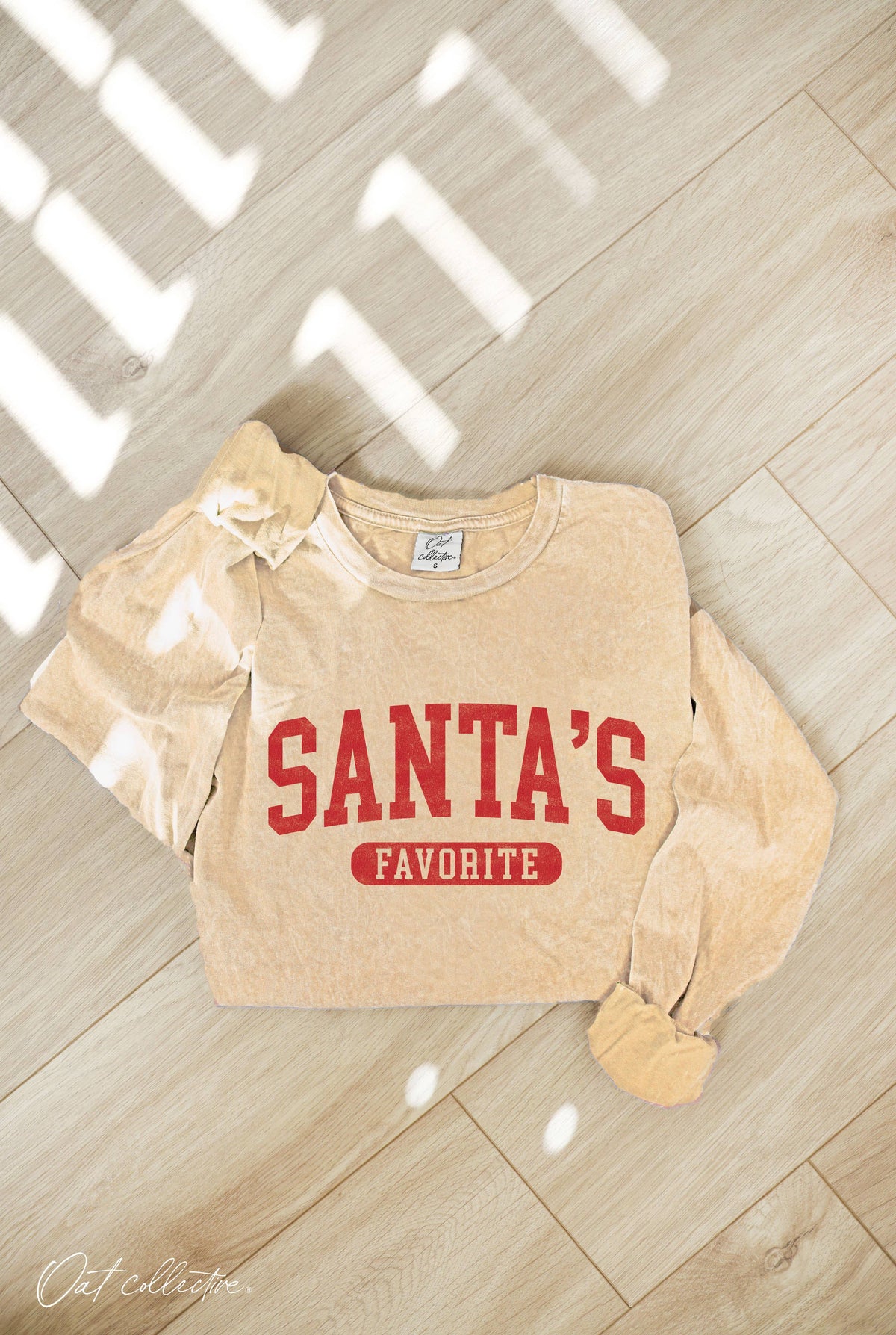 SANTA'S FAVORITE Mineral Washed Long Sleeve Graphic Top