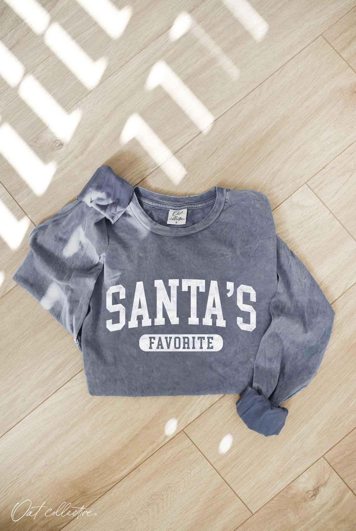 SANTA'S FAVORITE Mineral Washed Long Sleeve Graphic Top