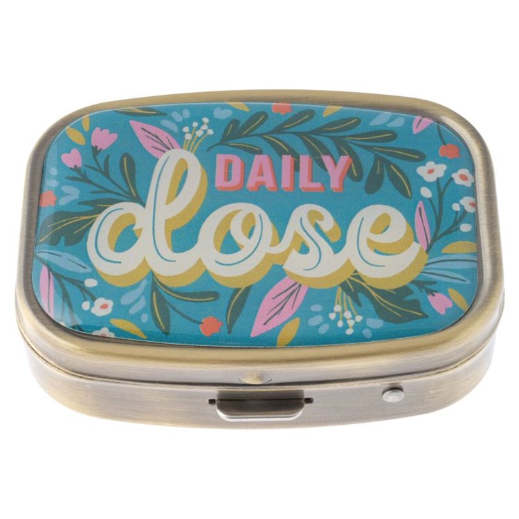 SMALL METAL PILL CASE  DAILY DOSE (F24)